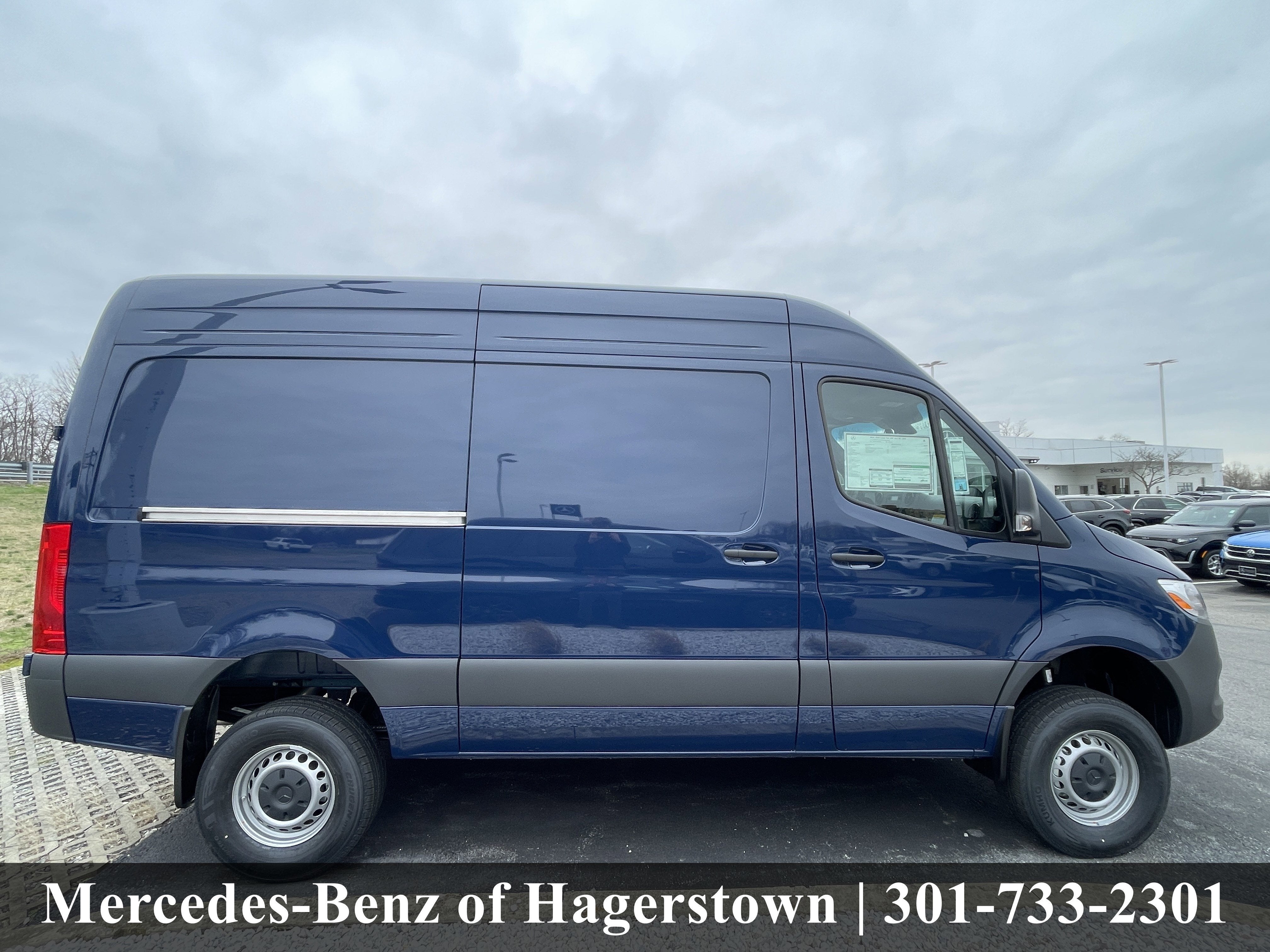 2026 Mercedes-Benz Sprinter Cargo Van 2500 Standard Roof I4 Diesel HO 144 AWD