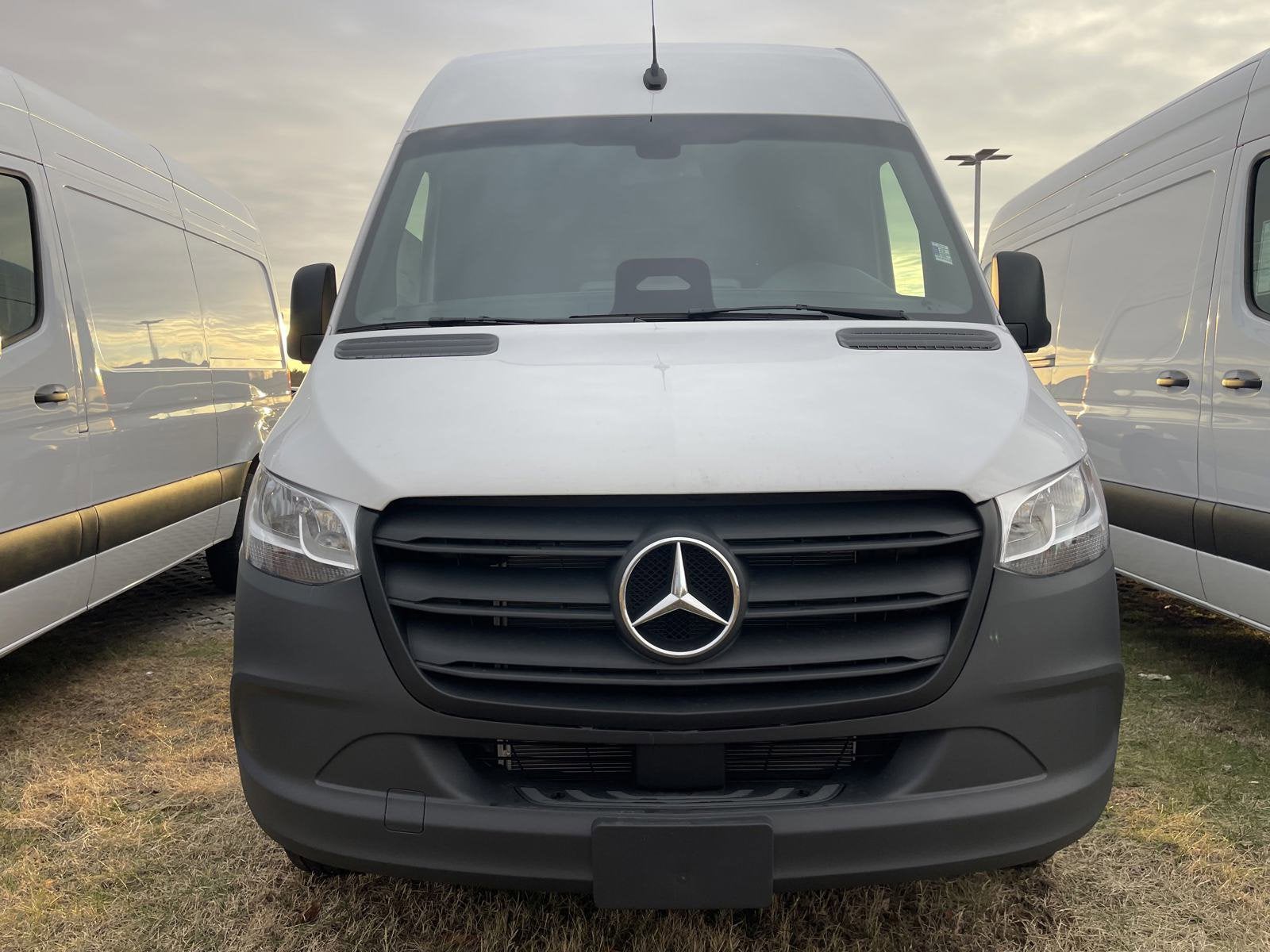 2025 Mercedes-Benz Sprinter Cargo Van 2500 High Roof I4 Diesel HO 170 RWD