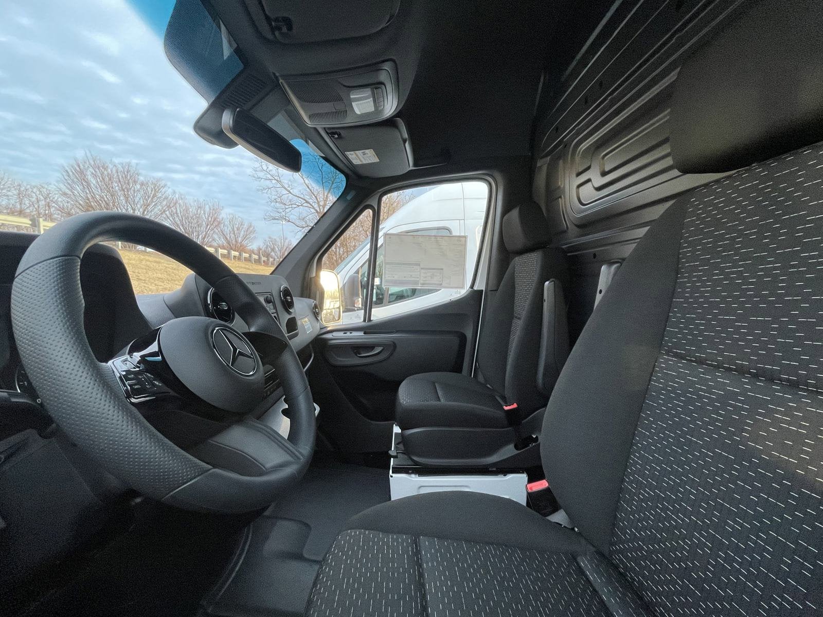 2025 Mercedes-Benz Sprinter Cargo Van 2500 High Roof I4 Diesel HO 170 RWD