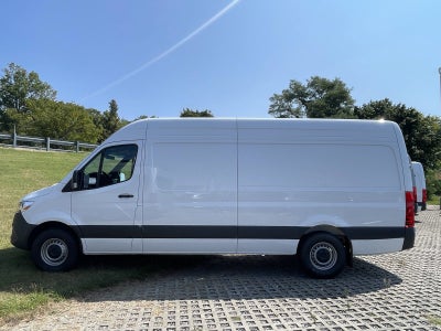 2025 Mercedes-Benz Sprinter Cargo Van 2500 High Roof I4 Diesel HO 170 RWD