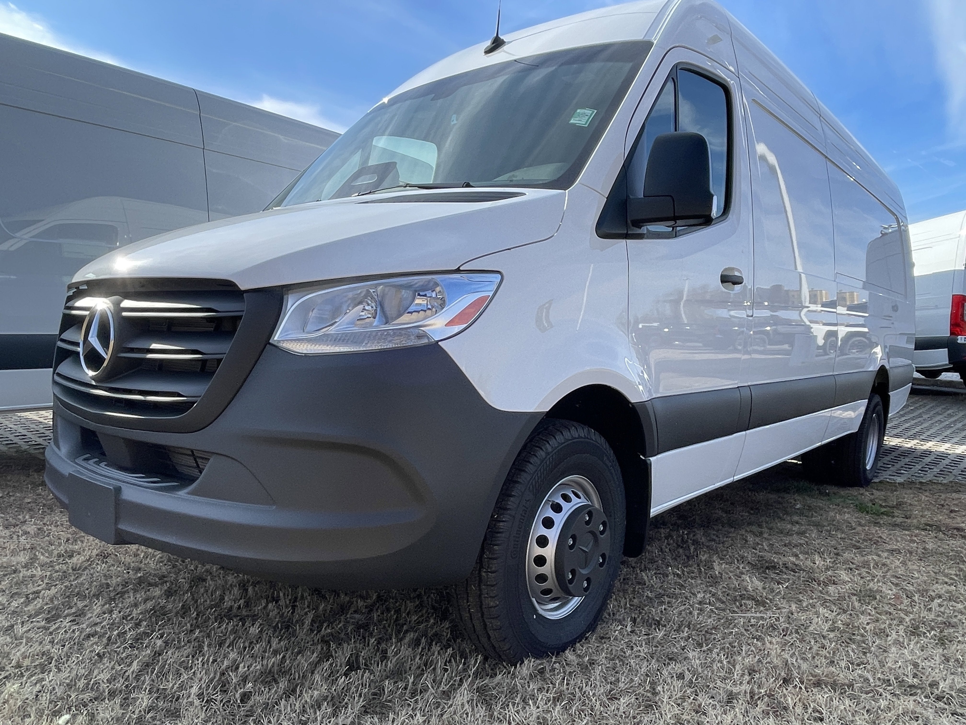 2026 Mercedes-Benz Sprinter Cargo Van 3500 High Roof I4 Diesel HO 170 Extended RWD