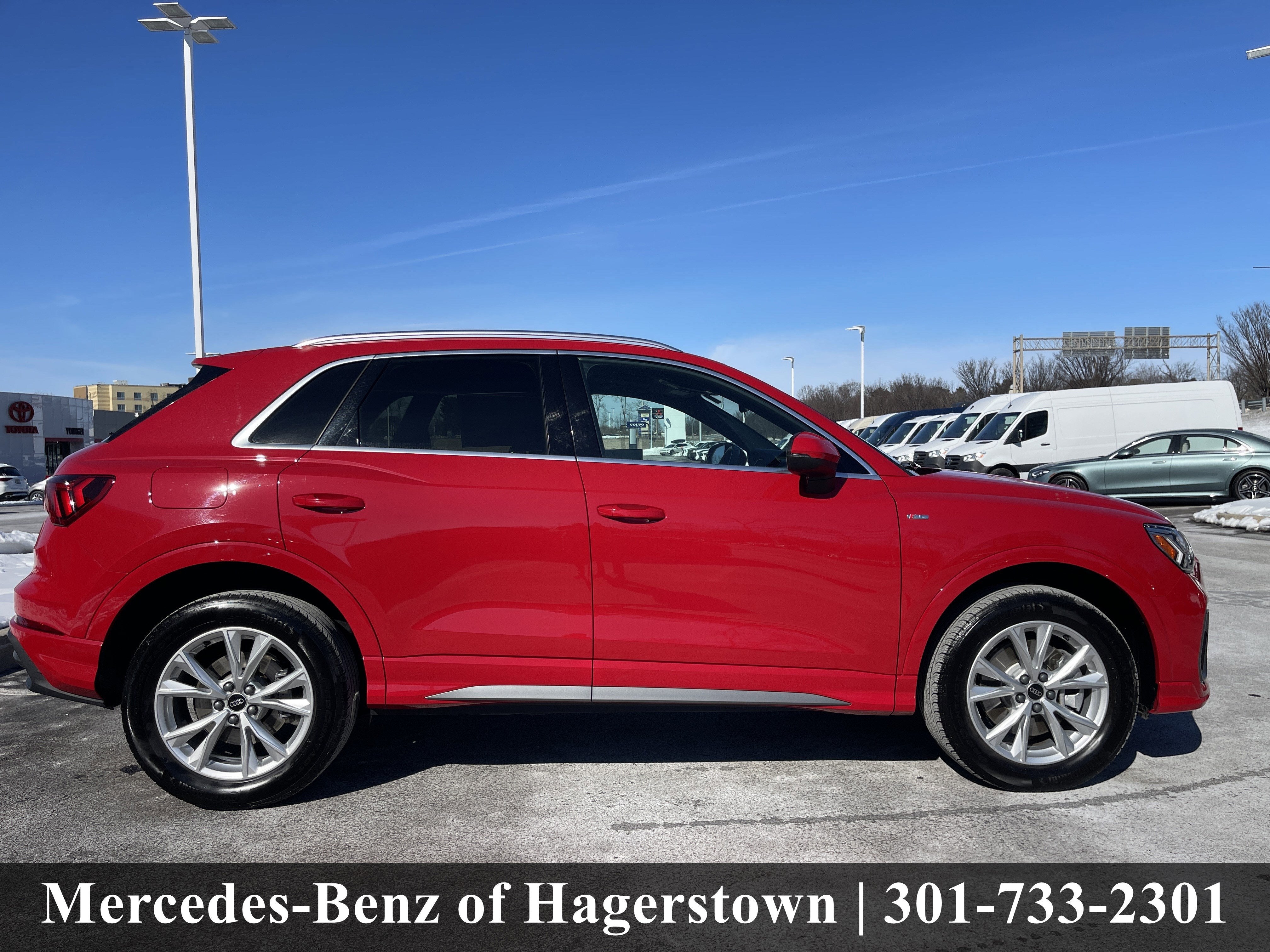 2025 Audi Q3 S line Premium 45 TFSI quattro