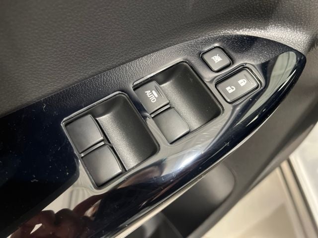 2026 Mitsubishi Eclipse Cross LE