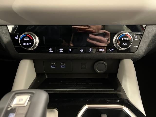 2025 Mitsubishi Outlander SE S-AWC