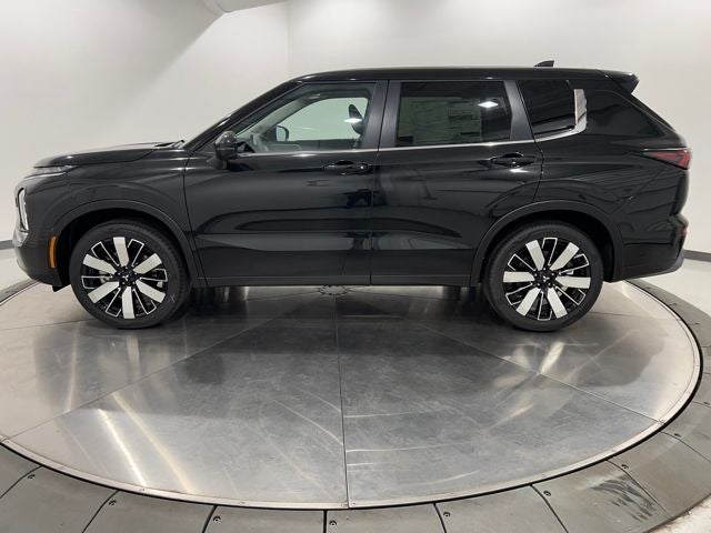 2025 Mitsubishi Outlander SE S-AWC