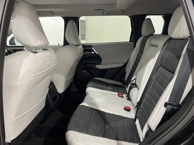 2025 Mitsubishi Outlander SE S-AWC