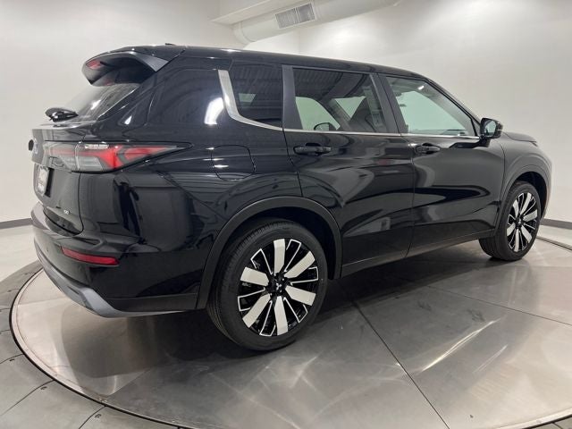 2025 Mitsubishi Outlander SE S-AWC