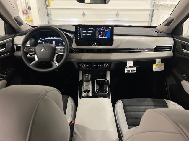 2025 Mitsubishi Outlander SE S-AWC