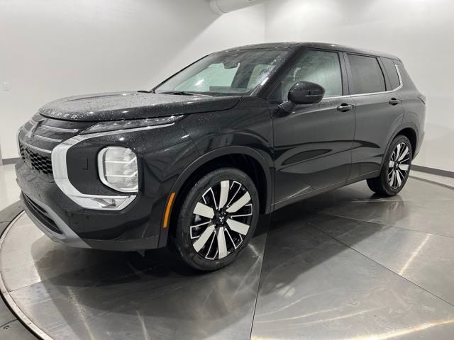 2025 Mitsubishi Outlander SE S-AWC