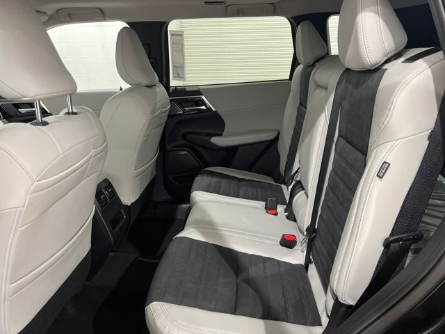 2025 Mitsubishi Outlander SE S-AWC