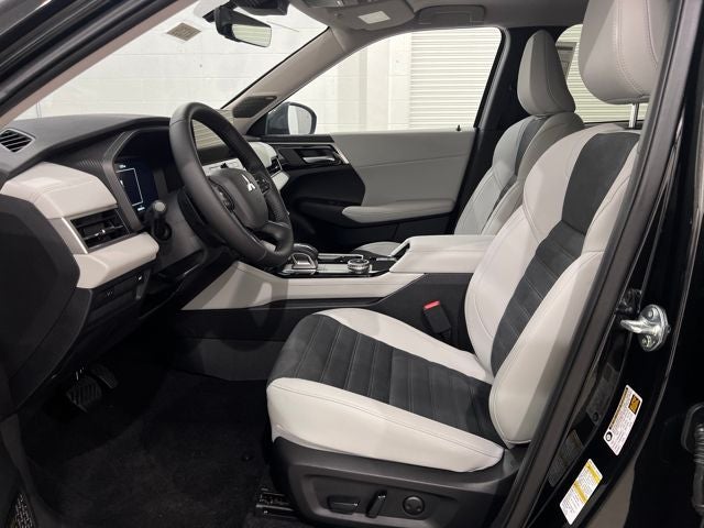 2025 Mitsubishi Outlander SE S-AWC