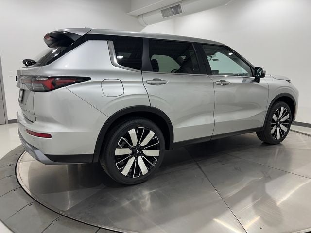 2025 Mitsubishi Outlander SE S-AWC