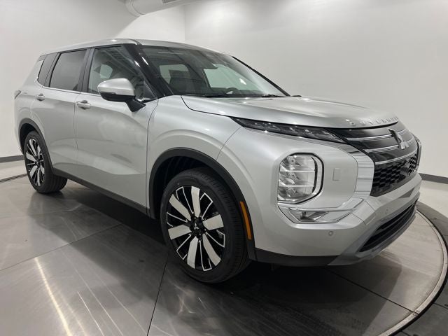 2025 Mitsubishi Outlander SE S-AWC