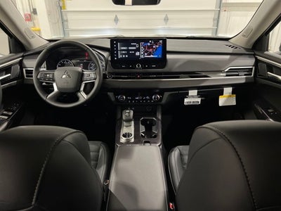 2025 Mitsubishi Outlander SE S-AWC