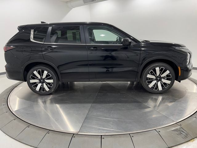 2025 Mitsubishi Outlander SE S-AWC