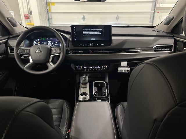 2025 Mitsubishi Outlander SE S-AWC