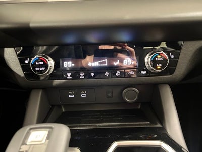 2025 Mitsubishi Outlander SE S-AWC