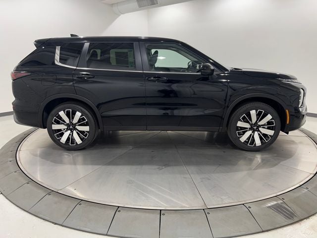 2025 Mitsubishi Outlander SE S-AWC
