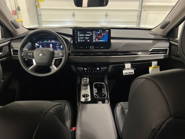 2025 Mitsubishi Outlander SE S-AWC