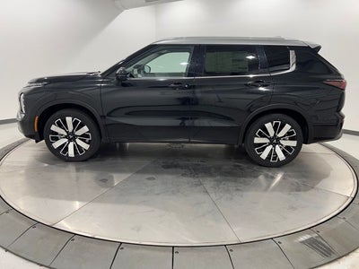 2025 Mitsubishi Outlander Platinum Edition S-AWC