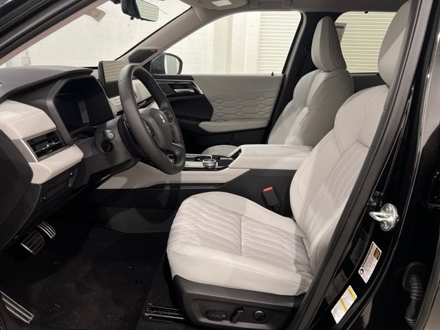 2025 Mitsubishi Outlander Platinum Edition S-AWC