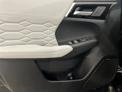 2025 Mitsubishi Outlander Platinum Edition S-AWC
