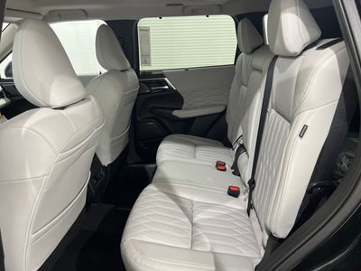 2025 Mitsubishi Outlander Platinum Edition S-AWC