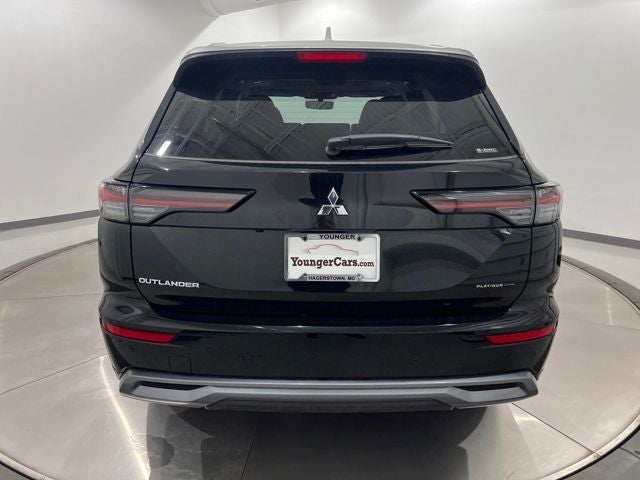 2025 Mitsubishi Outlander Platinum Edition S-AWC