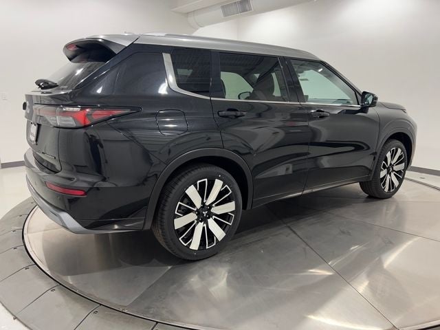 2025 Mitsubishi Outlander Platinum Edition S-AWC