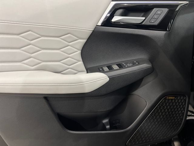 2025 Mitsubishi Outlander Platinum Edition S-AWC