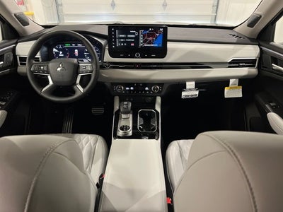 2025 Mitsubishi Outlander Platinum Edition S-AWC