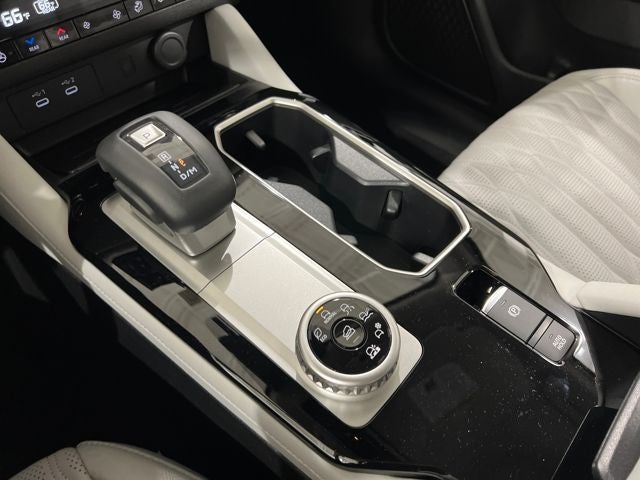 2025 Mitsubishi Outlander Platinum Edition S-AWC