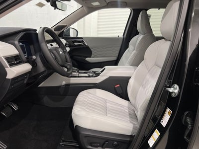 2025 Mitsubishi Outlander Platinum Edition S-AWC