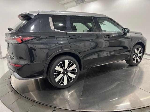 2025 Mitsubishi Outlander Platinum Edition S-AWC