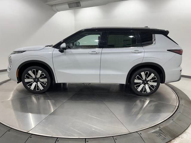 2025 Mitsubishi Outlander SEL S-AWC