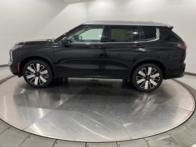 2025 Mitsubishi Outlander Platinum Edition AWC