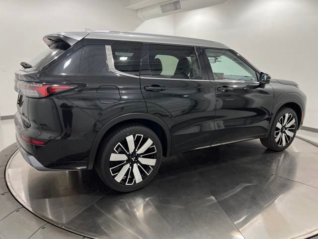 2025 Mitsubishi Outlander Platinum Edition AWC