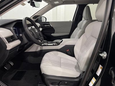 2025 Mitsubishi Outlander Platinum Edition AWC