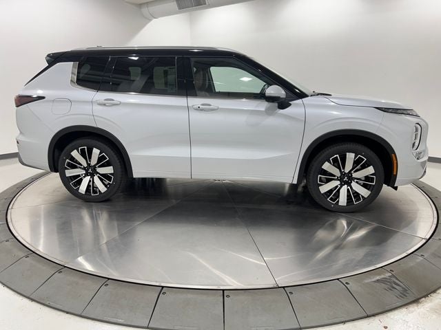 2025 Mitsubishi Outlander SEL S-AWC