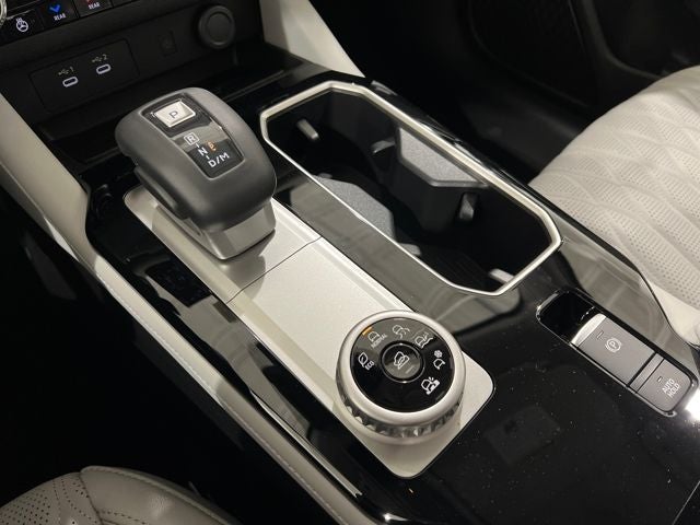 2025 Mitsubishi Outlander Platinum Edition S-AWC