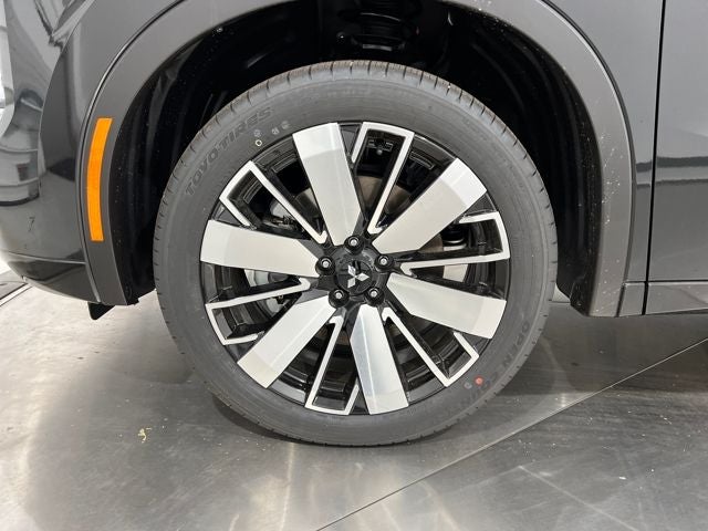 2025 Mitsubishi Outlander Platinum Edition S-AWC