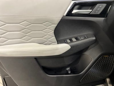 2025 Mitsubishi Outlander Platinum Edition S-AWC