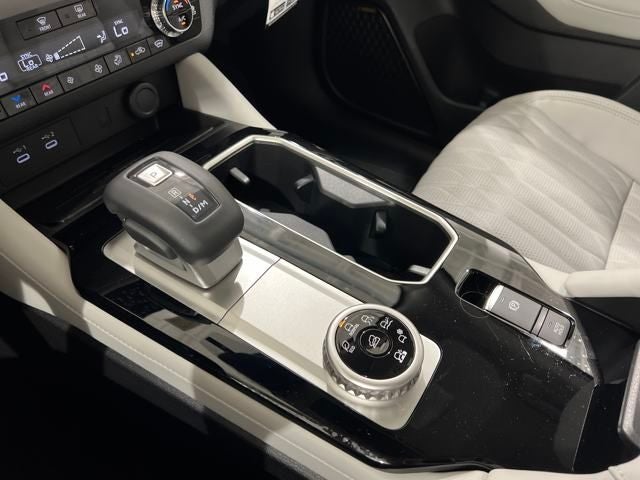 2025 Mitsubishi Outlander Platinum Edition S-AWC