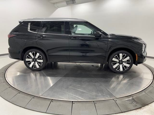 2025 Mitsubishi Outlander Platinum Edition S-AWC
