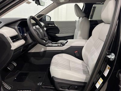 2025 Mitsubishi Outlander Platinum Edition S-AWC