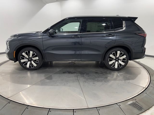 2026 Mitsubishi Outlander SEL