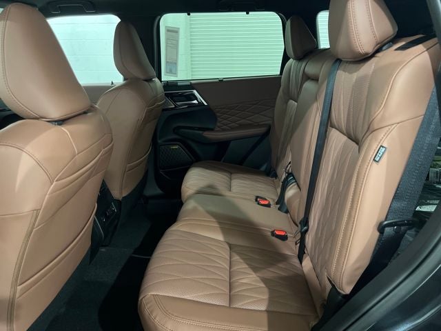 2026 Mitsubishi Outlander SEL