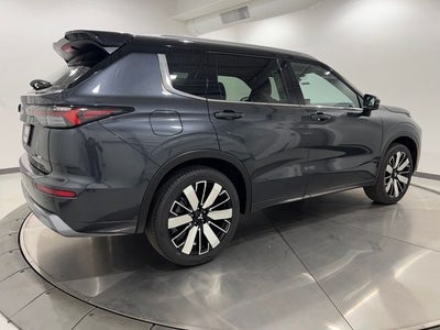 2026 Mitsubishi Outlander SEL