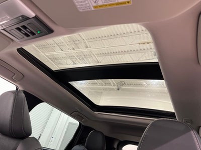 2023 Mitsubishi Outlander Plug-in Hybrid Vehicle SE