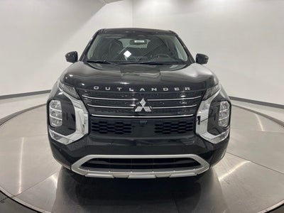 2023 Mitsubishi Outlander Plug-in Hybrid Vehicle SE